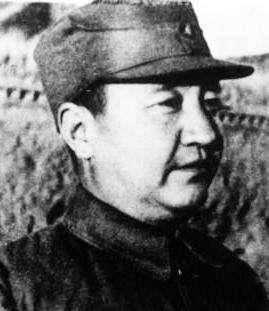 曾泽生率领六十军起义时,下属几位师长都是谁?他们结局如何?