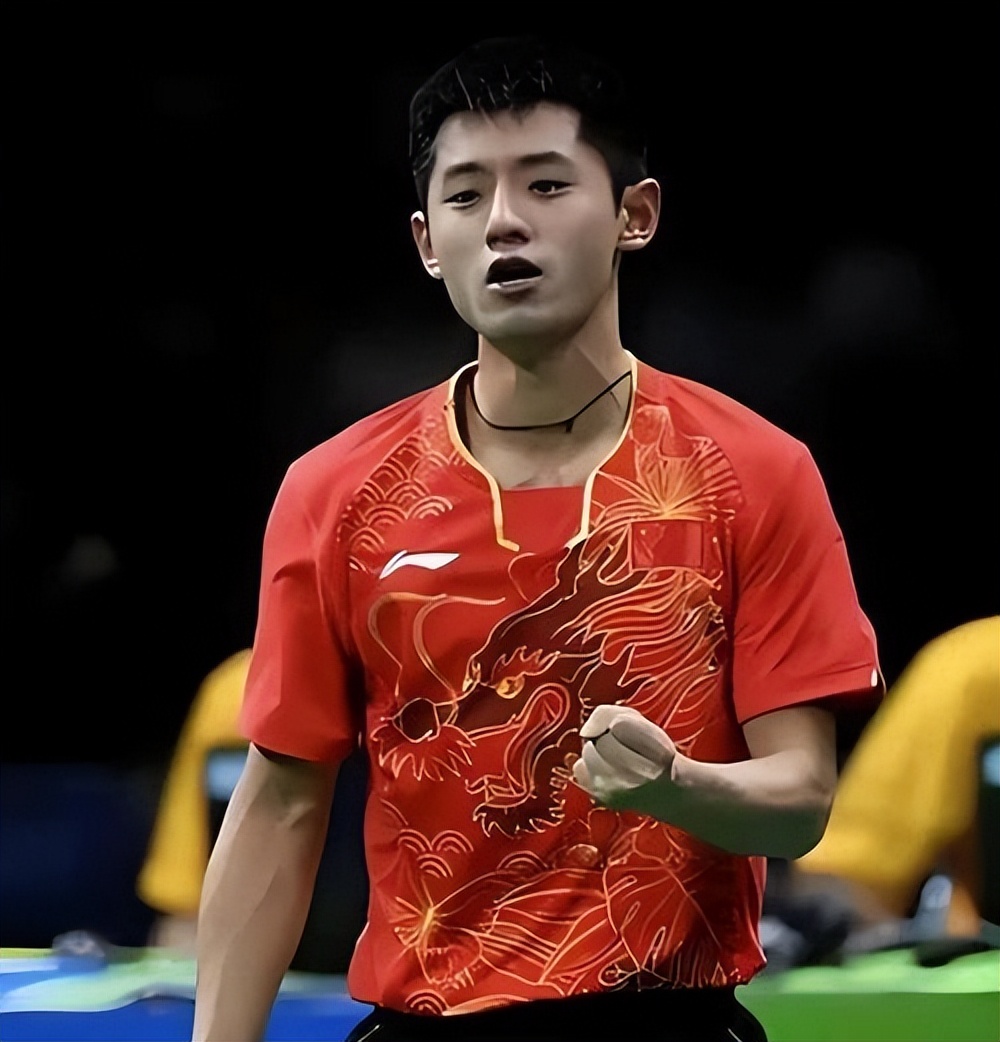 国乒夺冠!王曼昱王楚钦高举奖杯,王曼昱1月3冠,张继科一语中的