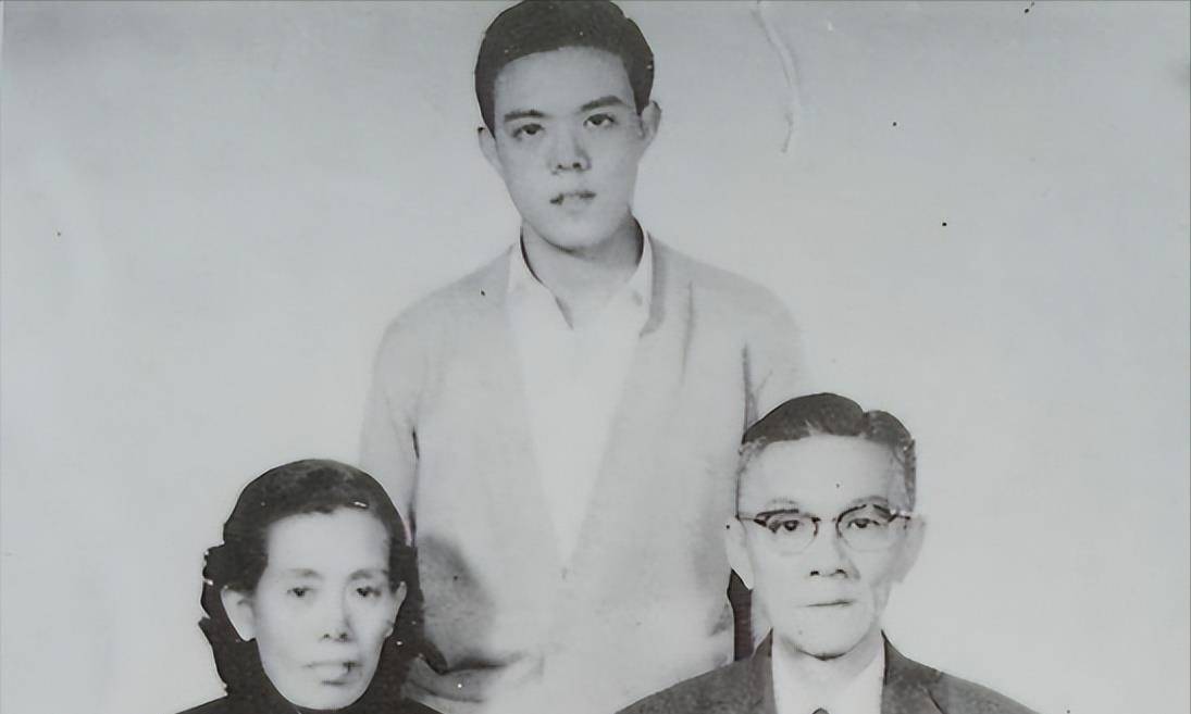 容国团:我国首个世界级冠军,31岁自缢而亡,只留下10字遗书