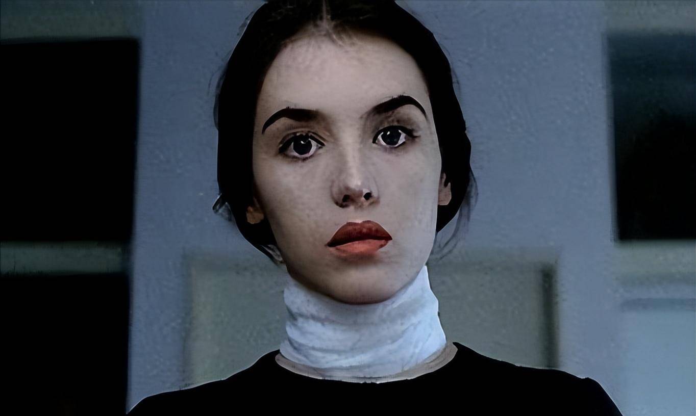 为给观众带来丰富和有趣的观影体验,《着魔》用了哪些叙述方式?