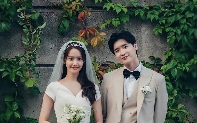 李钟硕绯闻女友揭秘,今和李知恩传绯闻,爆女主一张床超1亿韩元