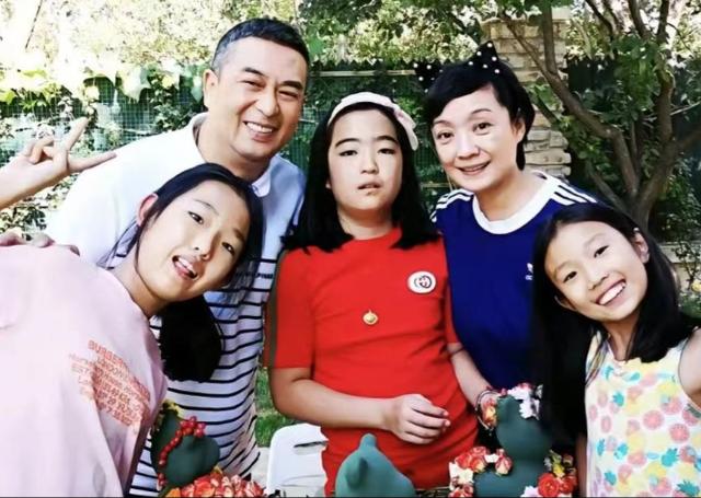 知情人出面透真相对此有知情人出面透真相,根据他的说法,其实张嘉译和