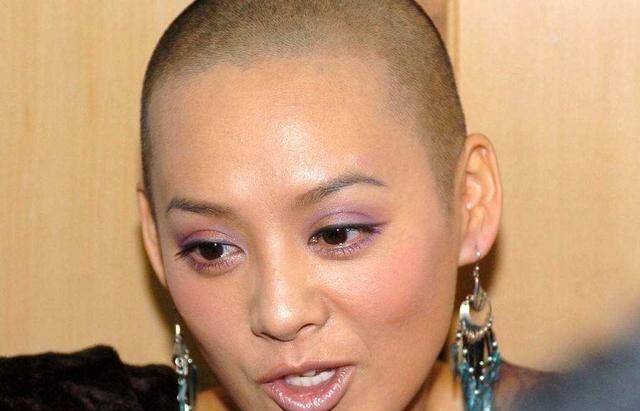 除了周冬雨,还有这五个女明星为戏剃光头,她最可怜