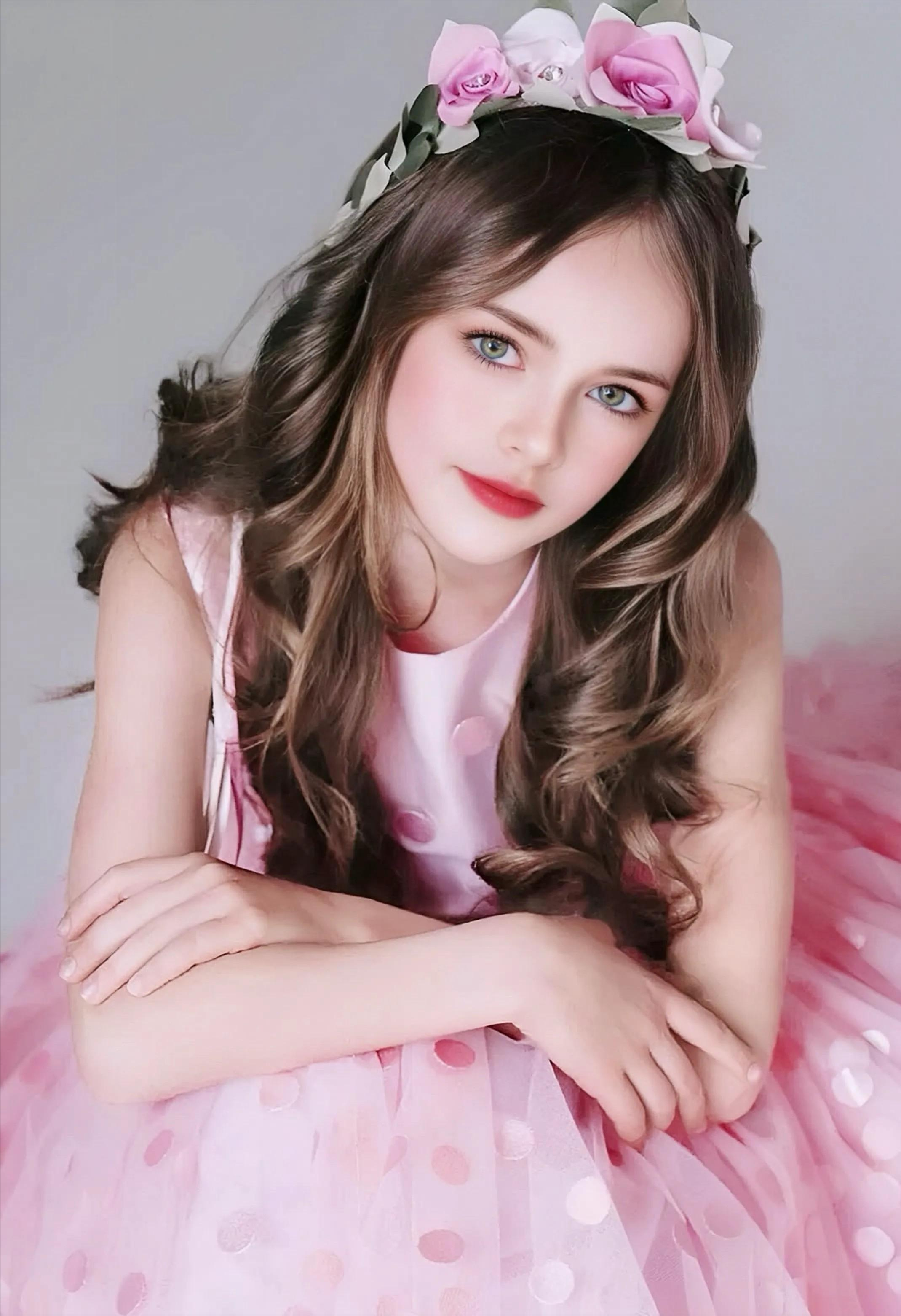 莫斯科第一美少女克里斯廷娜·碧曼诺娃:谁能与她相提并论