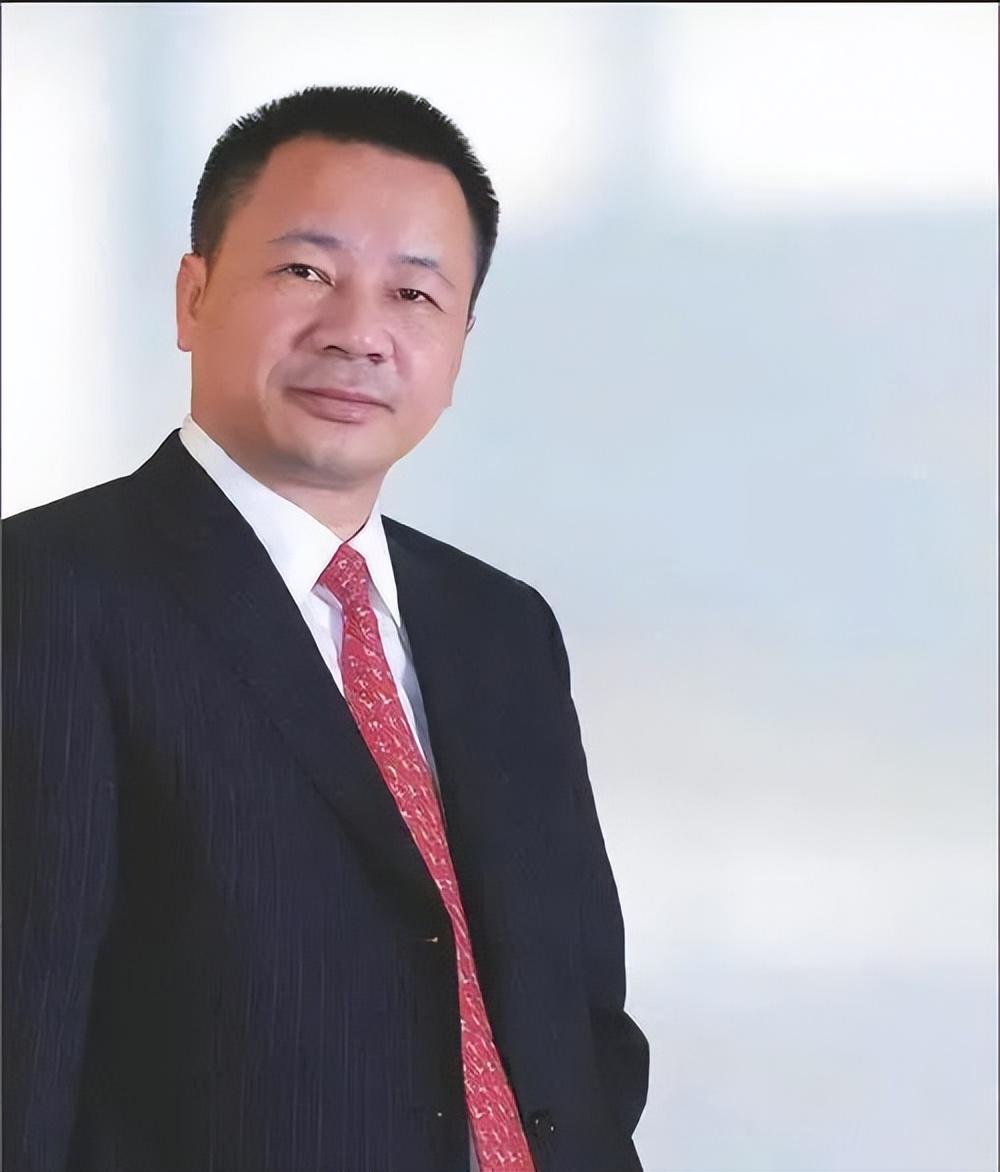 "悲情创始人"吴长江:一晚输5亿,赌掉300亿公司,送自己进大牢