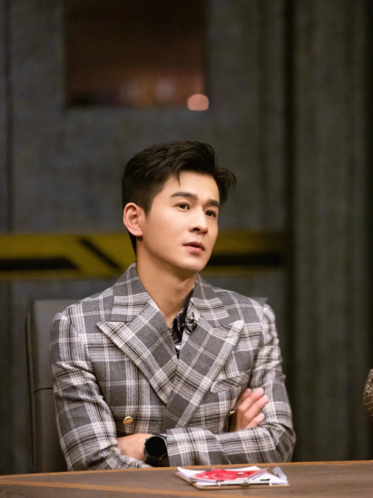 乔振宇:46岁的"老戏骨",长得帅还顾家,娶小8岁娇妻相伴至今