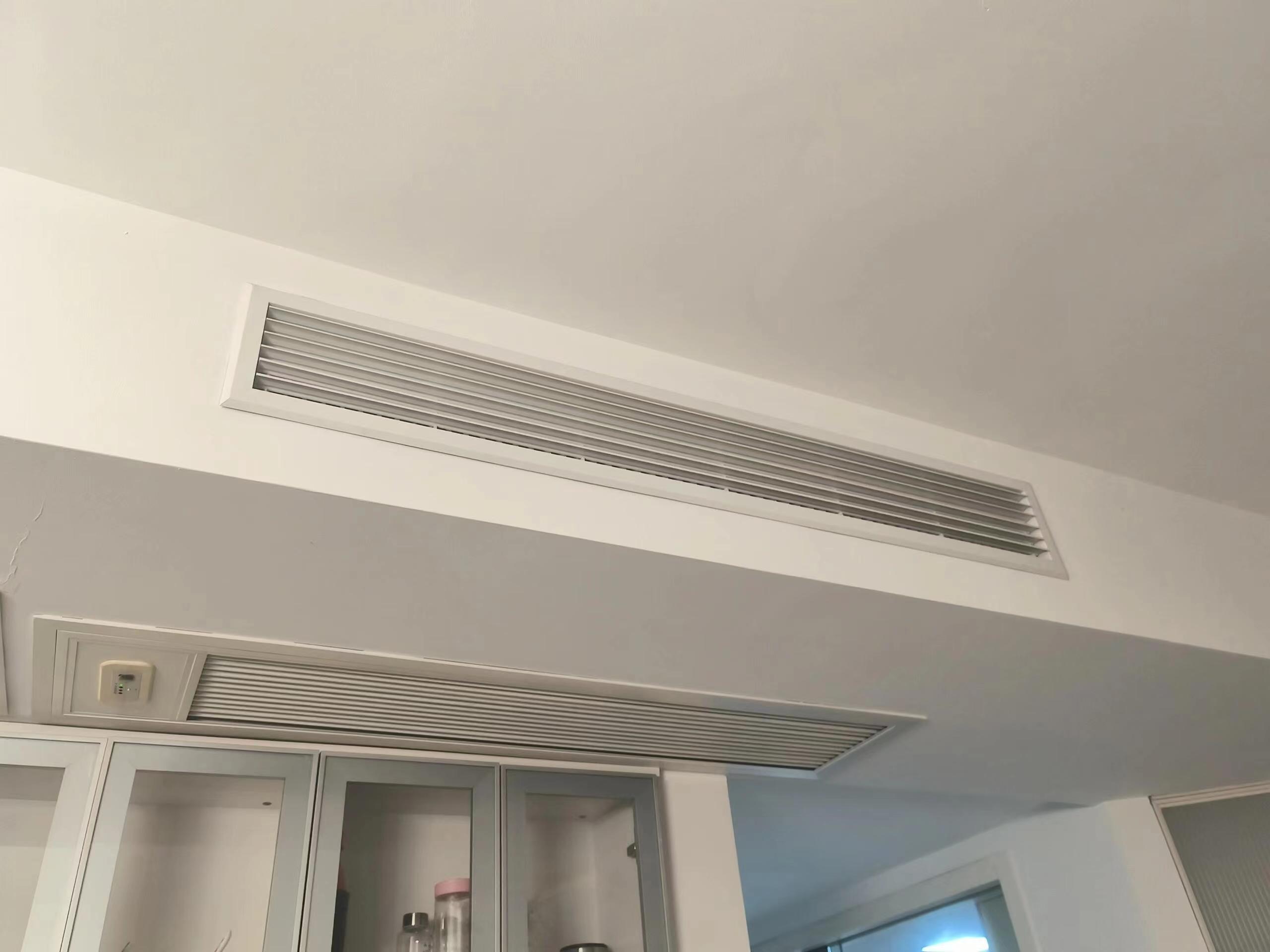 所以说,如果是普通家庭,就不要盲目跟风安装中央空调;选择立式柜机,和