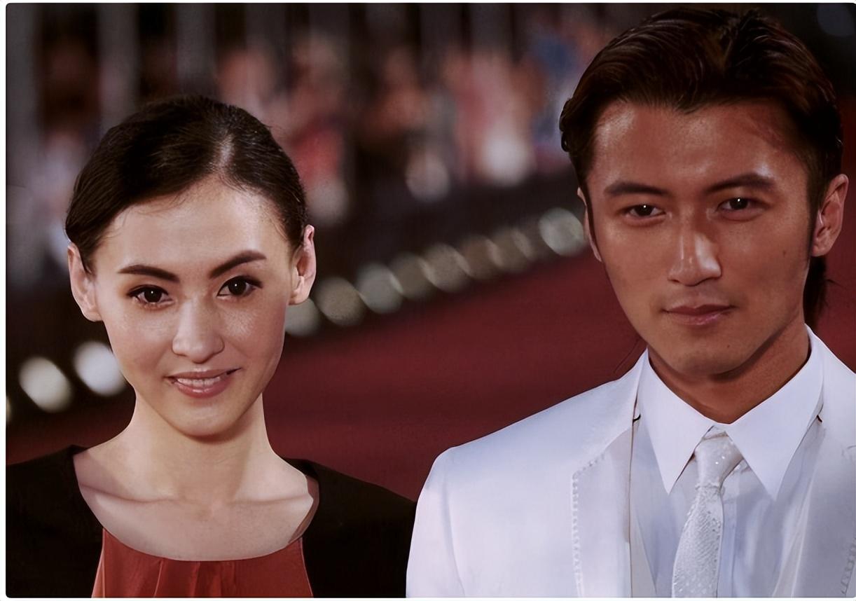 王菲比张柏芝大10岁9个月,但一个小细节,暴露她是谢霆锋的真爱