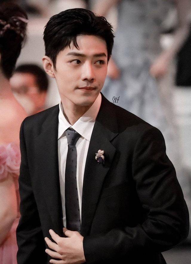 《如梦》一票难求,肖战粉丝独辟蹊径,舞台方亲自回复配图是亮点