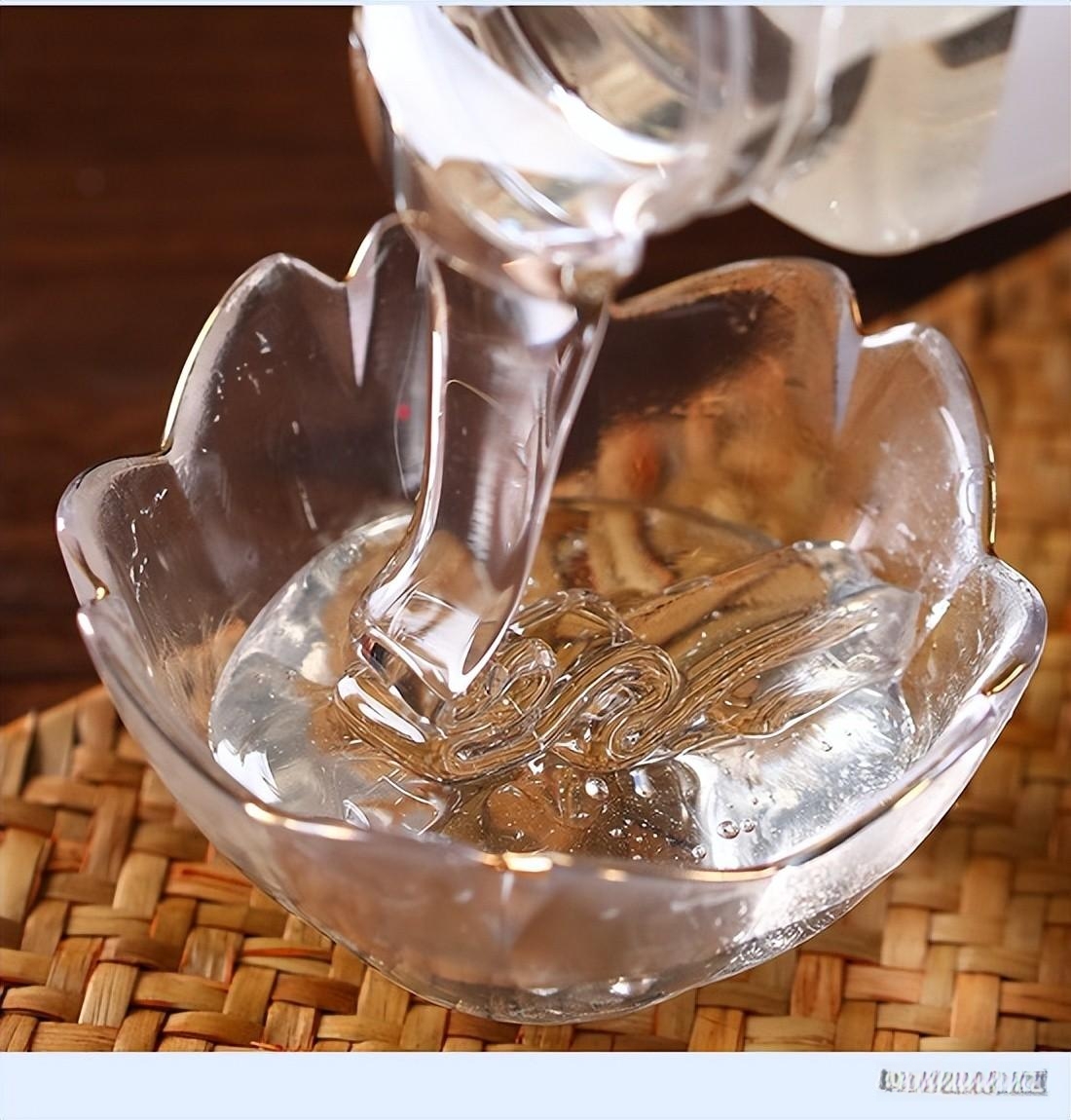 每当我早晨空腹喝一杯蜜之珍水白洋槐蜜水,都能感受到它为我带来的