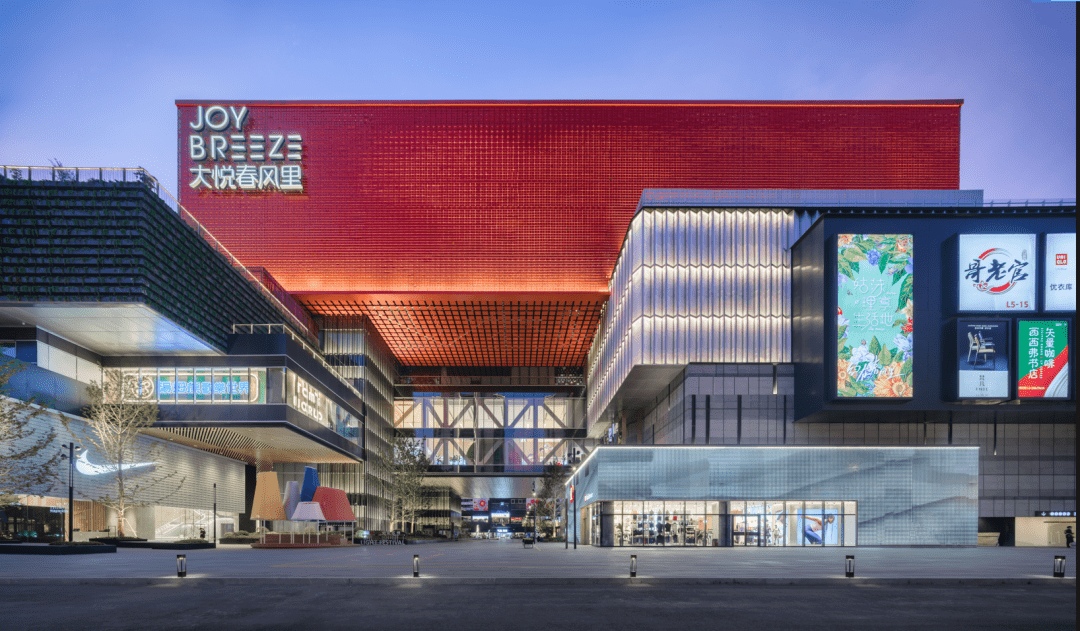 苏州大悦春风里"苏梅奶茶samui tea"于2021年在上海创立,主打泰式奶茶