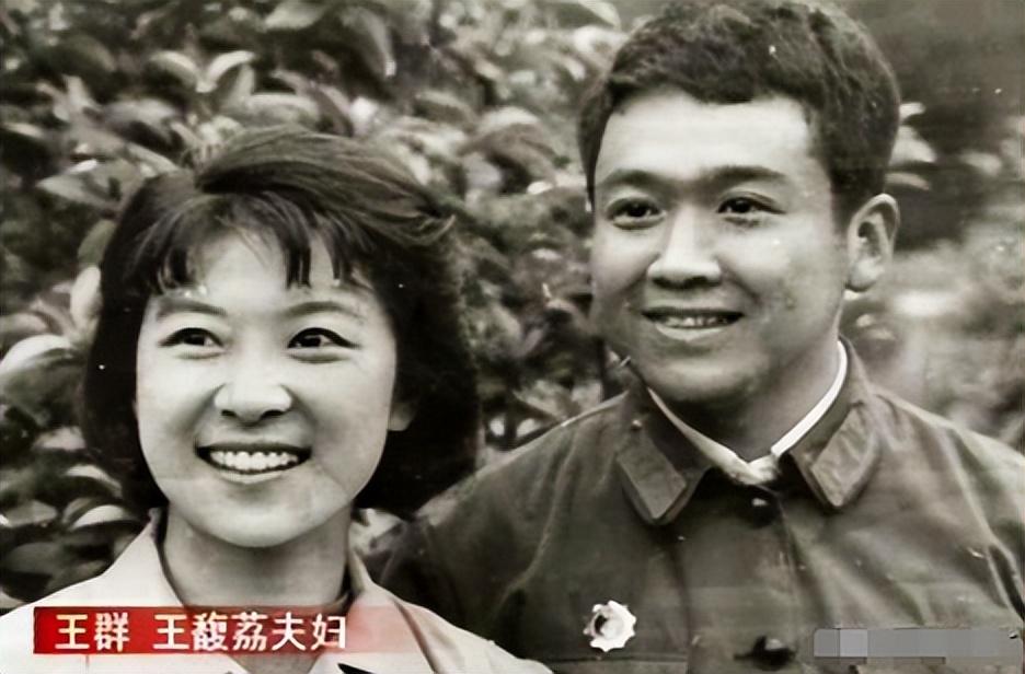 著名演员王馥荔:丈夫为娶她险些丢了工作,如今儿子成了两人骄傲