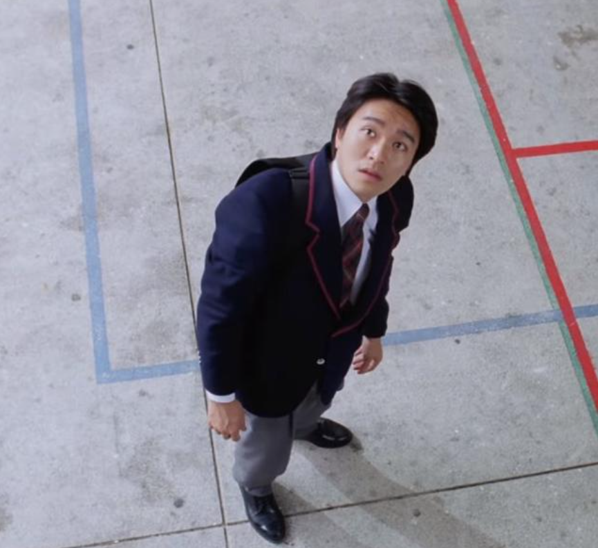 事实证明,61岁许久未见的周星驰,已经走上了另一条大道