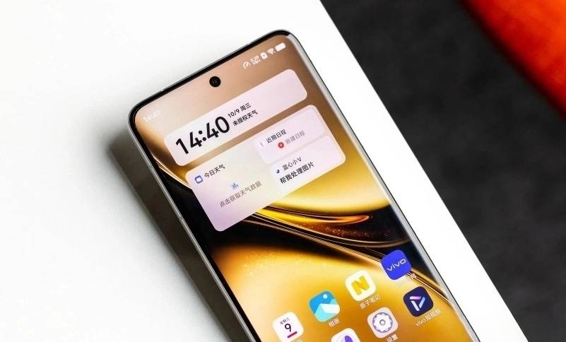 早いもの勝ち大幅値下げ中！   VIVO X70Pro+ 8/256 ブラック Galaxyよりかなり安い。vivo X Fold 5がグローバル発表。ただ