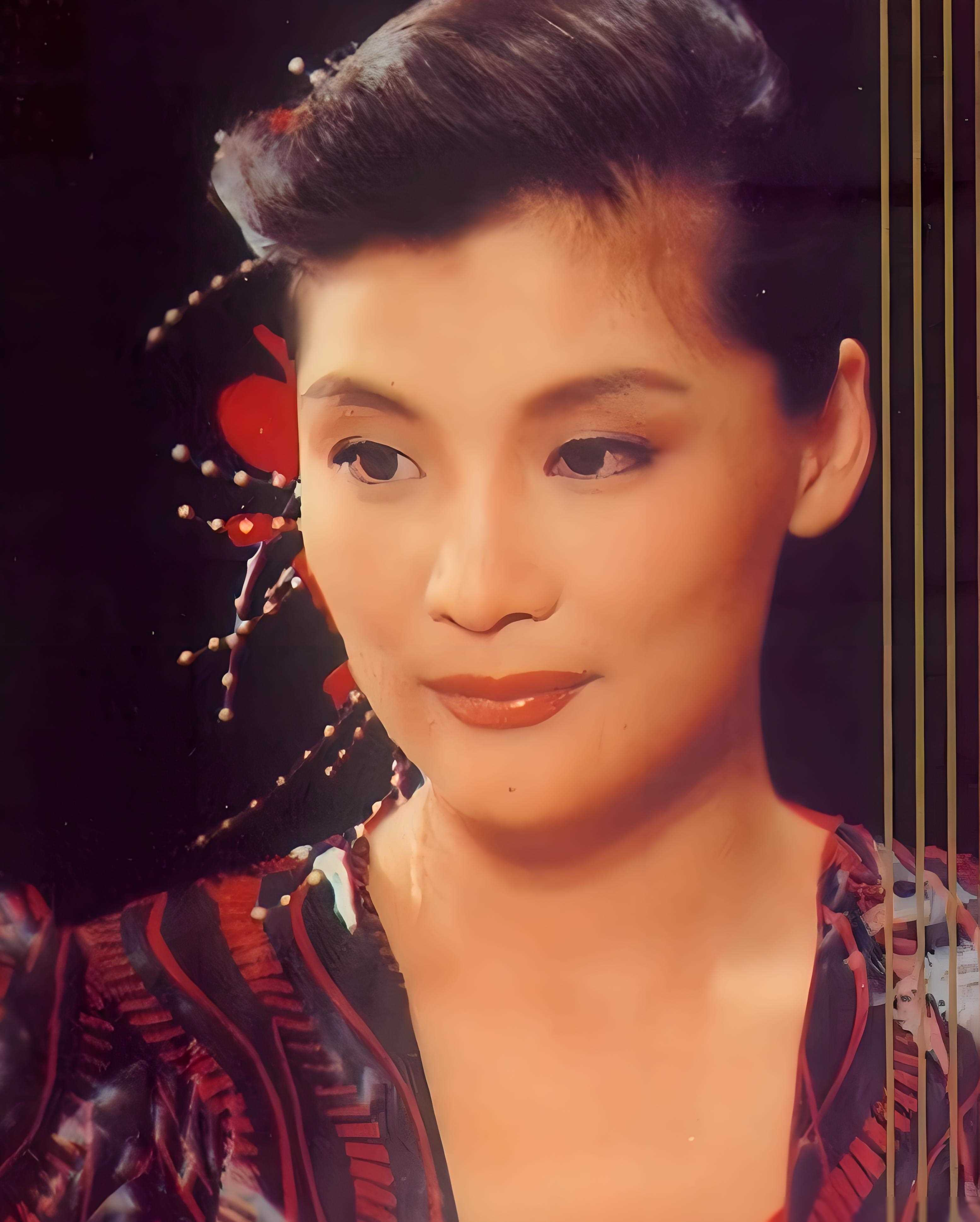 红极一时的歌手范琳琳:2年内父母双亡,丈夫是大家熟悉的音乐人