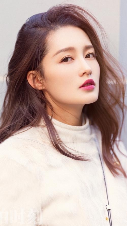 没想到,2023年8月刚开始,32岁李沁就以这样的方式,败光观众缘 没想到,2023年8月刚开始,32岁李沁就以这样的方式,败光观众缘