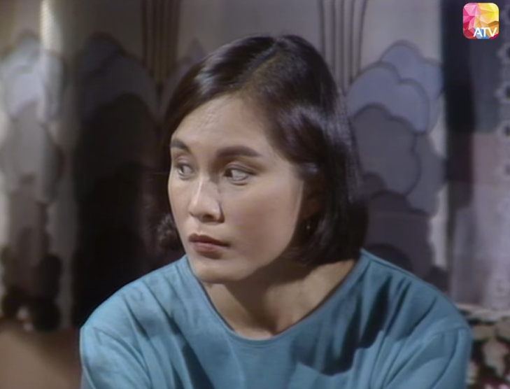 港星李影去世终年70岁,几天前在家中摔倒,拒绝就医后不治身亡