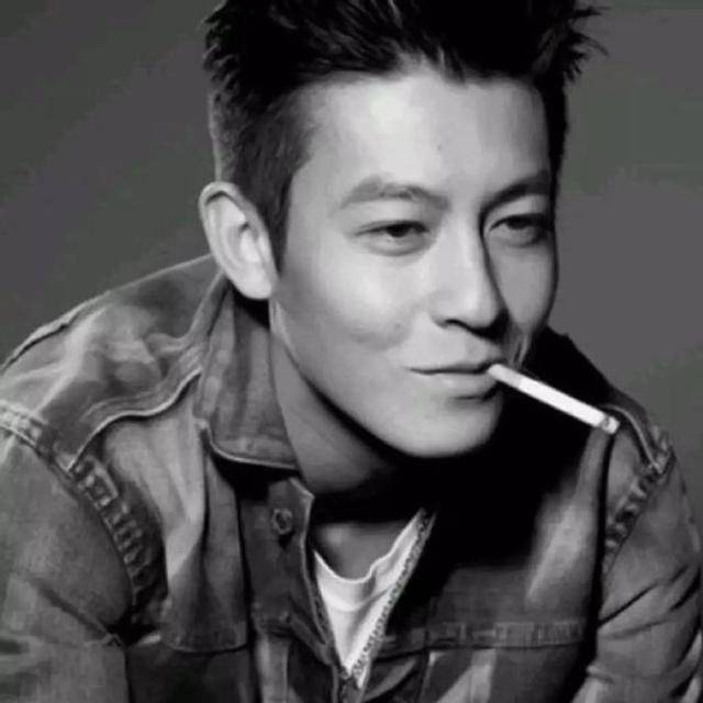 陈冠希当年到底有多受欢迎,看完和这些女星的合照就知道了