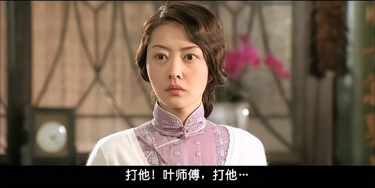 熊黛林真是"尤物身材",穿挂脖连体裤,腰臀比太惊艳 阔太圈罕见