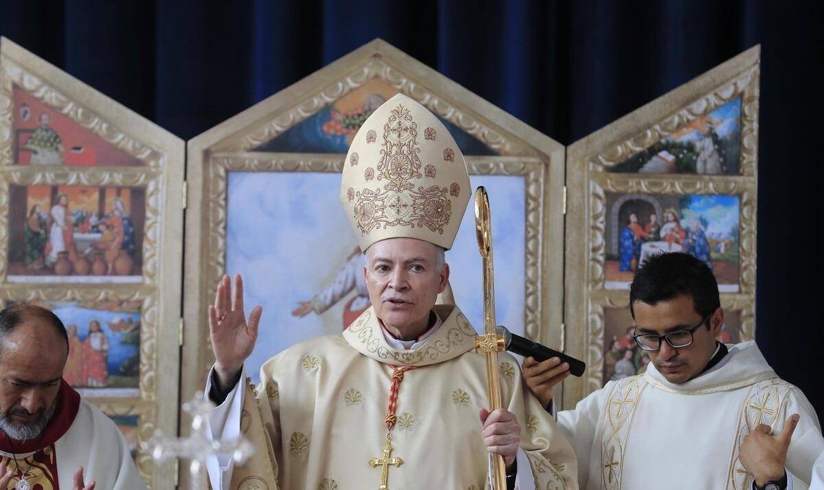 西班牙和葡萄牙为了领土问题而争执不下时,教皇为何会出面调停?