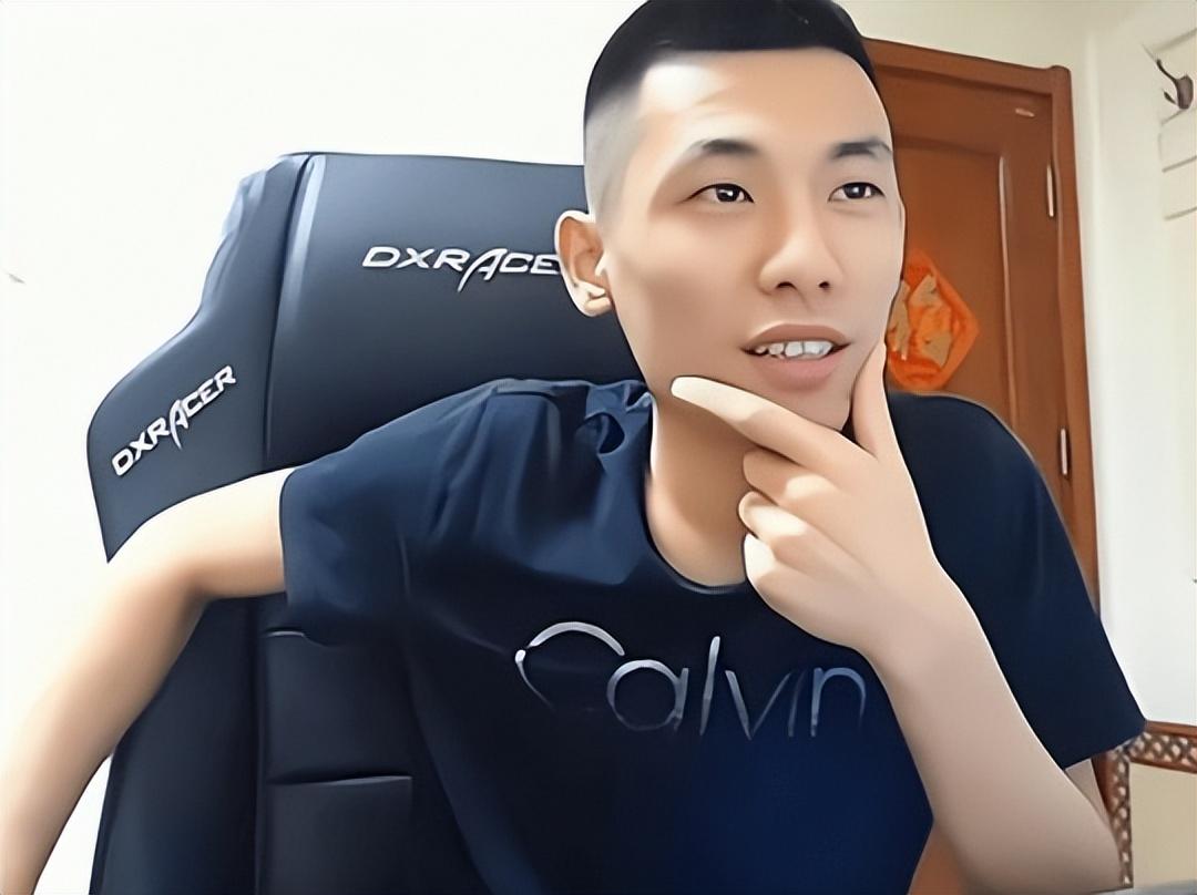 斗鱼一哥跑路了!旭旭宝宝宣布转战抖音,这是要玩晶核的节奏? 斗鱼一哥跑路了!旭旭宝宝宣布转战抖音,这是要玩晶核的节奏?