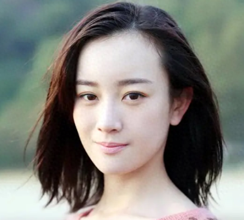 这一次,34岁张檬的"处境",给内娱女明星们"提了个醒"