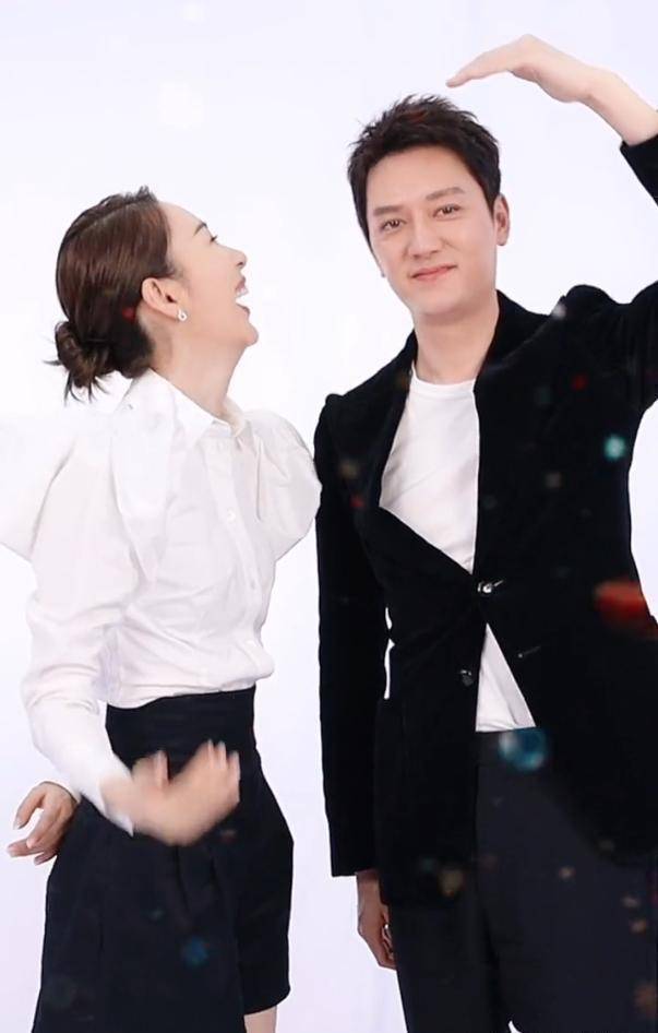 冯绍峰的前任有倪妮,林允,赵丽颖,和赵丽颖的离婚也让很多cp粉意难平