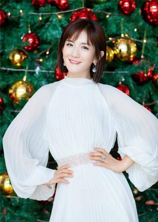 演小品获好评"做演员比做主持人好":谢娜会趁热打铁转型吗?