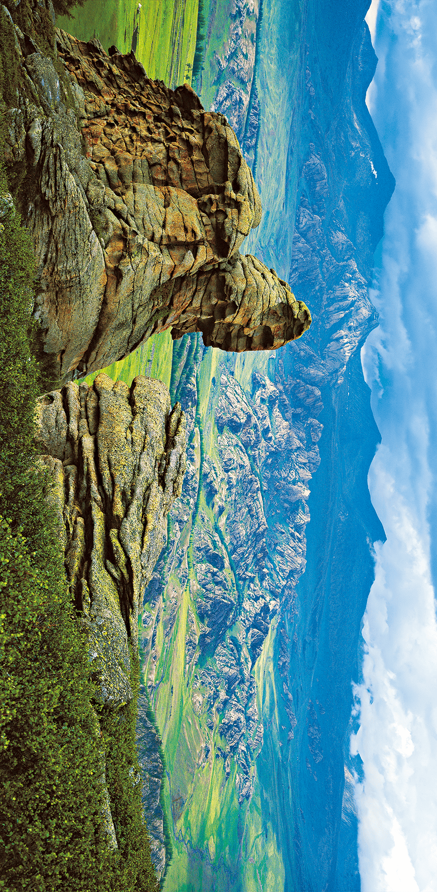 阿勒泰山最高的山峰图片