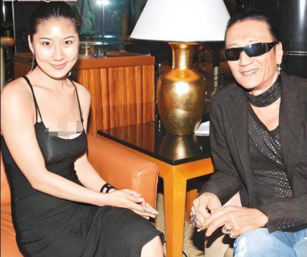 直到如今才明白,谢霆锋对张柏芝不仅是喜欢,而是用尽全力的深爱