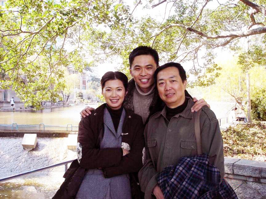 女星李芸:母亲早逝,父亲和伯父都是名演员,她出国后离婚又再婚