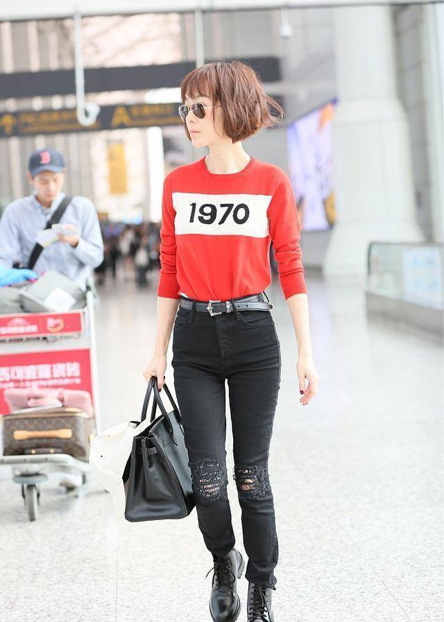 48岁陈鲁豫骨瘦如细筷子,胸前赫然刻着4个数字,网友竖起大拇指