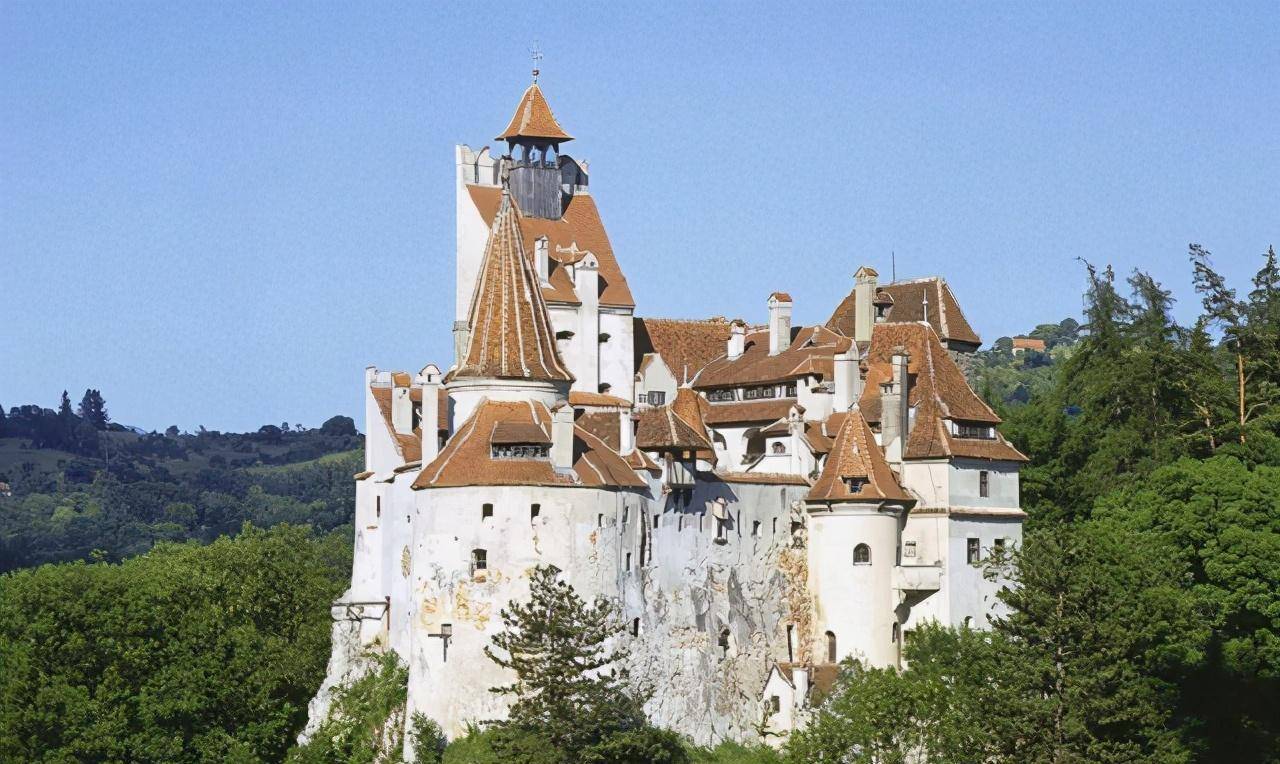 因防御兴起的中世纪欧洲城堡 ,为何衰亡了?