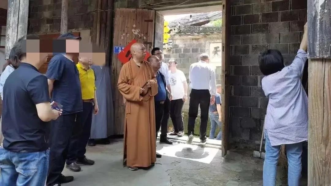 净雄法师:18岁出家,一生爱护国宝,现今成为佛门收藏家