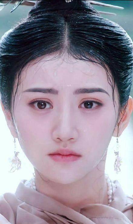 就像韩雪一样,真的是个宝藏女孩,任嘉伦秦俊杰舒畅茅子俊在里面也都不
