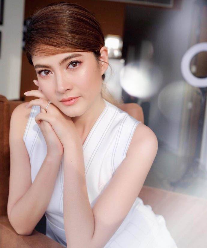 泰星margie妹子是西班牙泰国混血的三台女演员,相比其他同样没有背景