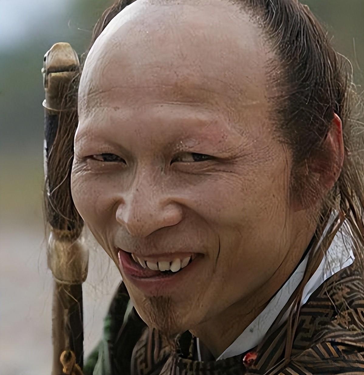 3位丑男演员,凭啥娶的老婆一个比一个漂亮