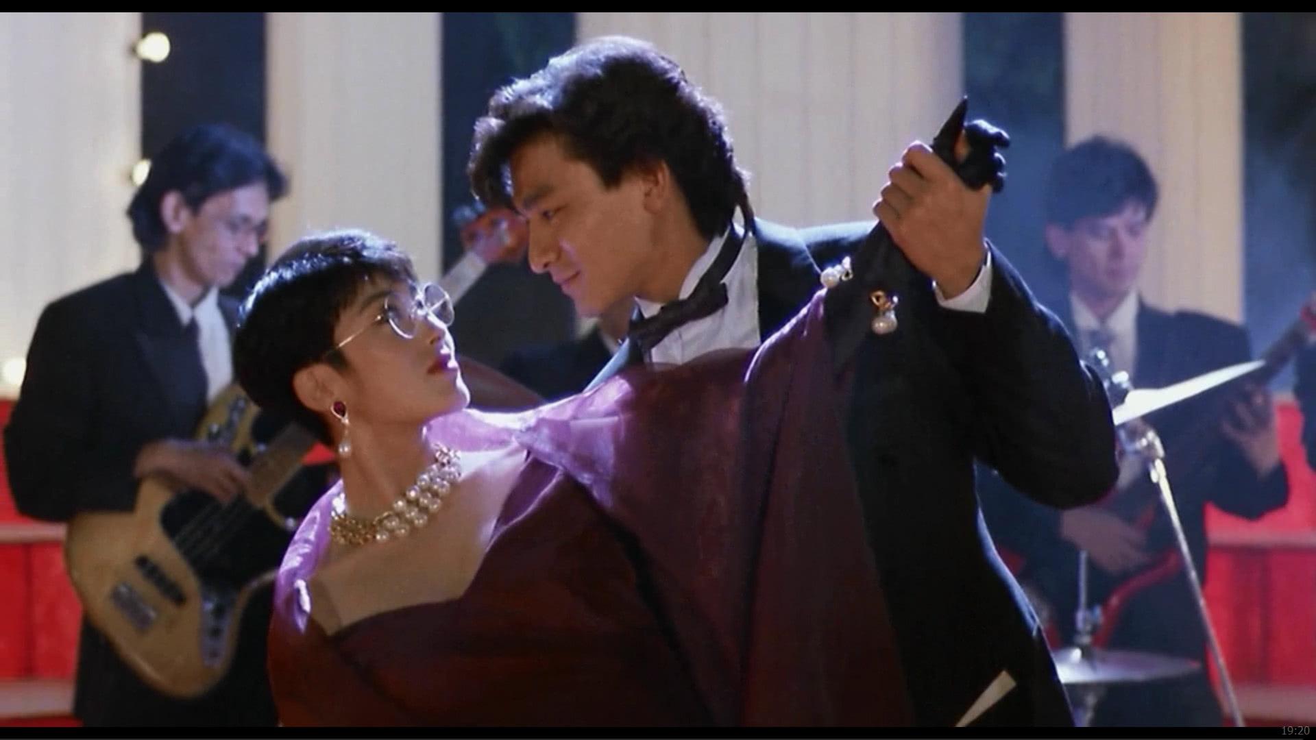 两年后凭借《最佳女婿》获得香港电影金像奖"最有前途新人奖";张敏算