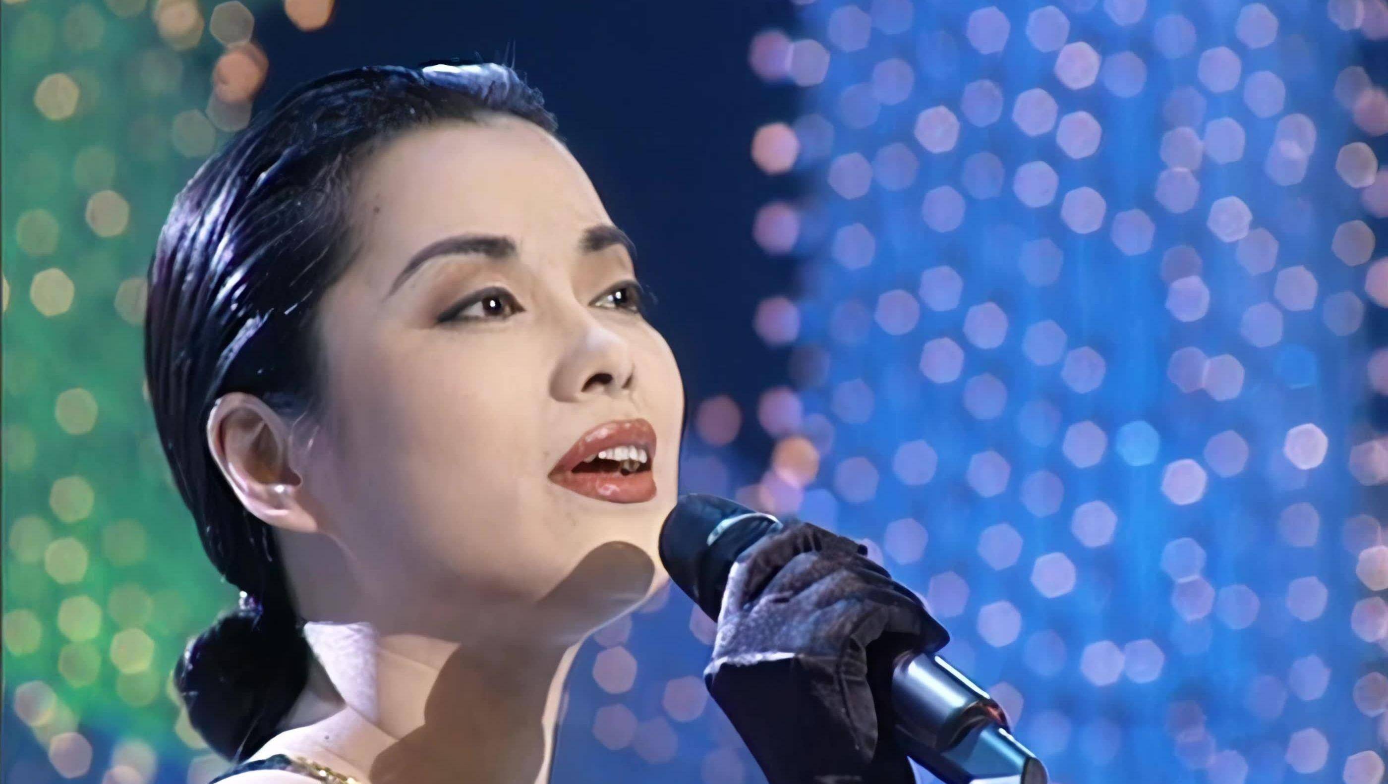 歌手谢津:曾比那英,毛阿敏还红,99年从23楼一跃而下,年仅27岁