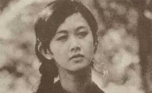 全球最大女毒枭,5岁开始玩枪,貌美如花,人称缅甸"女皇"