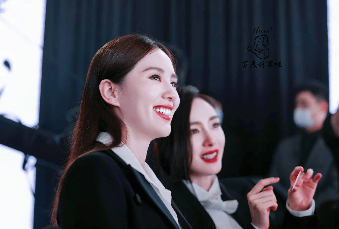 刘诗诗生日写真被嘲变脸,只有杨幂送祝福,老公吴奇隆沉默引热议