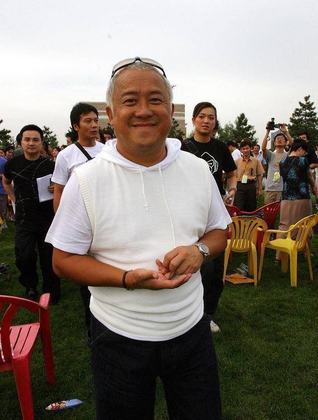 曾志伟叱咤港圈50年,被卷入蓝洁瑛事件,刘嘉玲推波助澜揭老底?