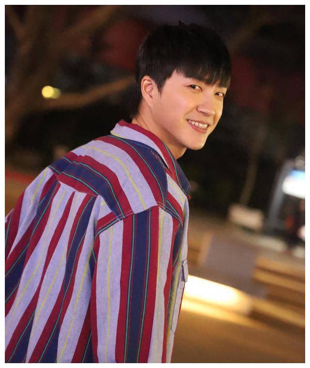 江宏杰接儿子回家,爱酱见弟弟欢笑,感人一刻揭开!