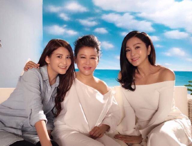 罗志祥是她的干儿子,47岁与初恋男友结婚,恢复单身仍追求爱情