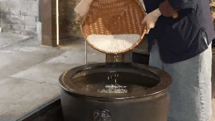 bcd27062-2913-4a92-b4c0-91dc71b86278.gif