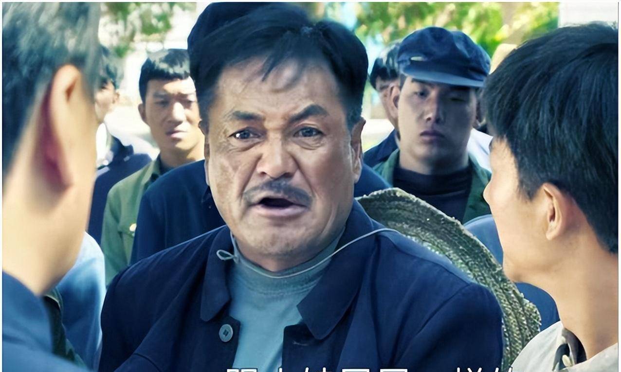 "不说了,分手"许晴决绝的离开了尤勇智,尤勇智伤心