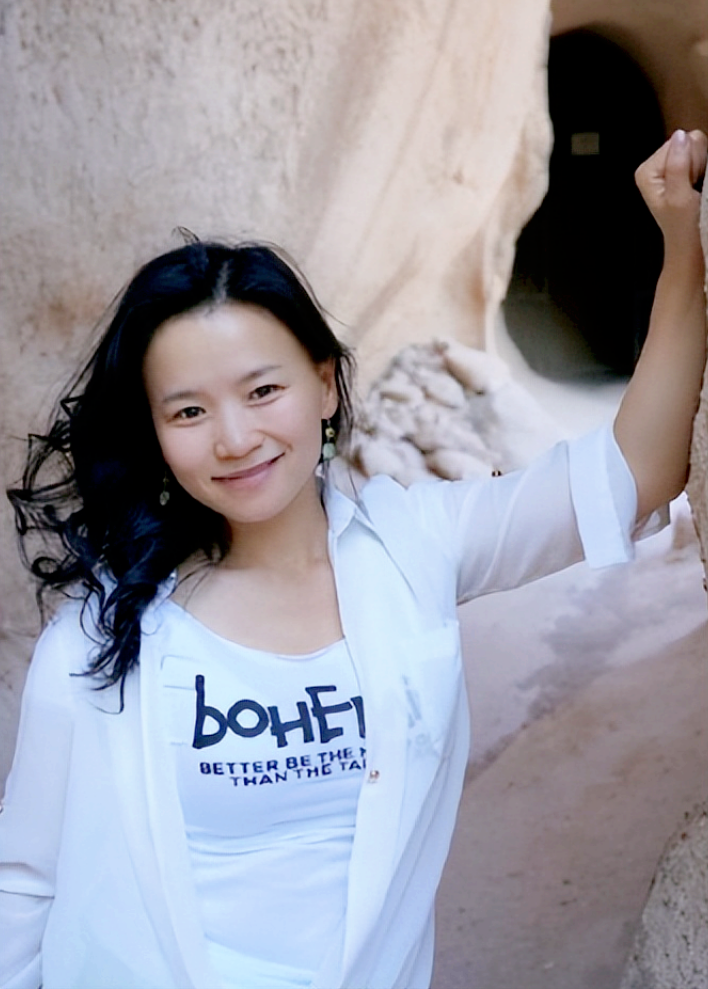 主持人成蕾:藏身央视二十年,因口误暴露间谍身份,结局大快人心