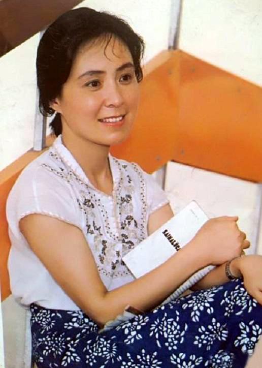 女星李芸:母亲早逝,父亲和伯父都是名演员,她出国后离婚又再婚