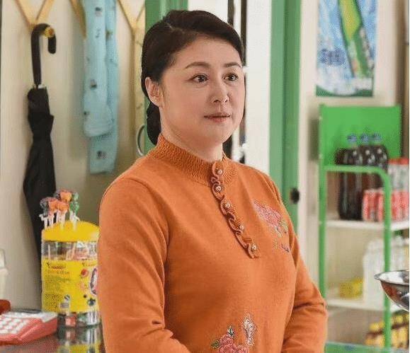 闫学晶否认演谢大脚,有一位演员更适合,和于月仙长得一模一样