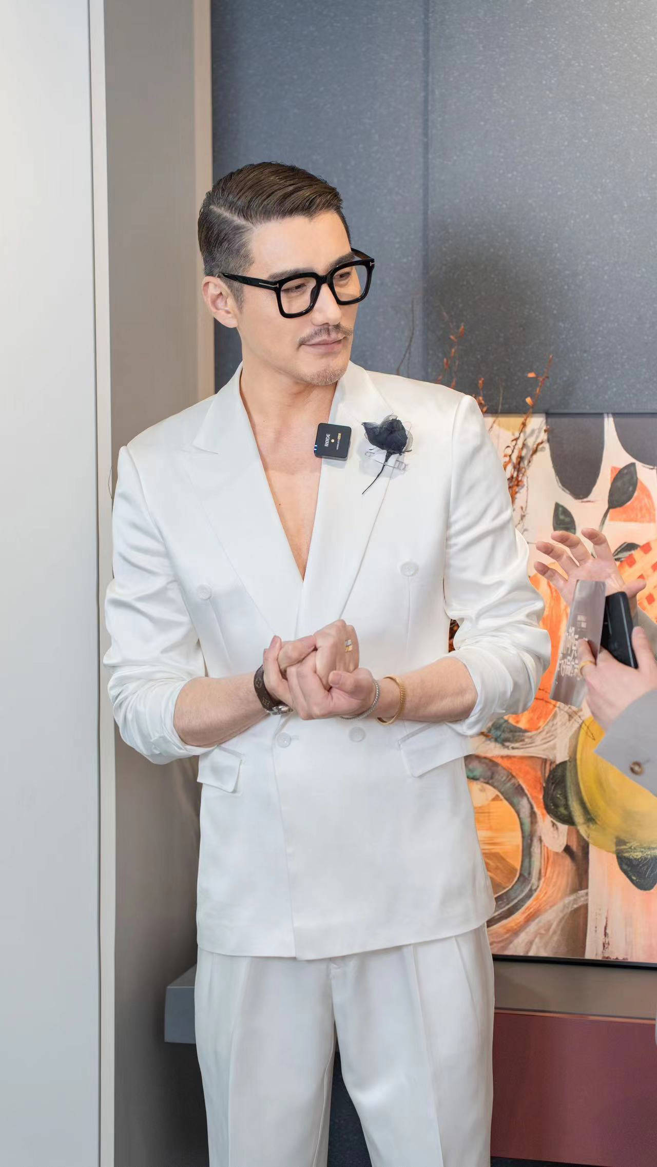 胡兵定制家居直播首秀高调来袭,超3.